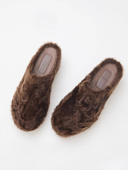 [FF × JW Collaboration - Fur-lined Slip-On Platform Sneakers] Casual and stylish design with wool, slip-on thick-soled sneakers that add height