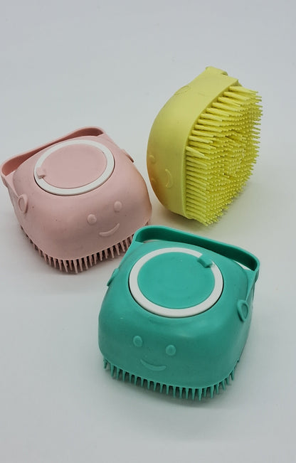 Pamper Shampoo & Massage Brush